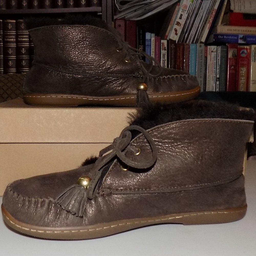 Coach  Janie Brown leather/Shearling moccasin 6B